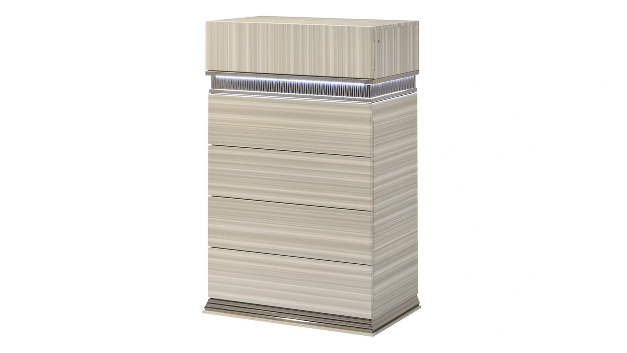 Leonor Chest