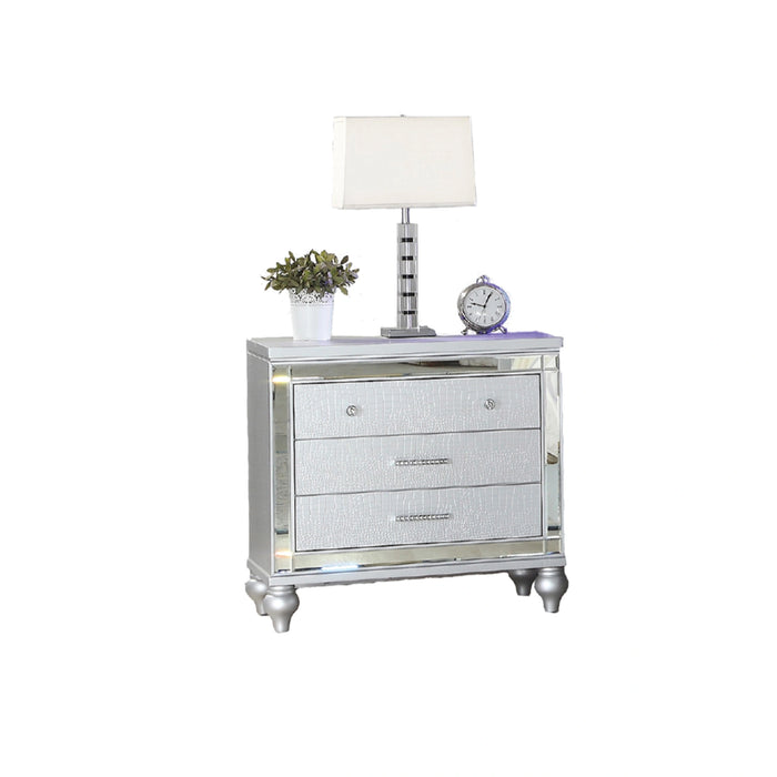 Lavish Bedroom Set
