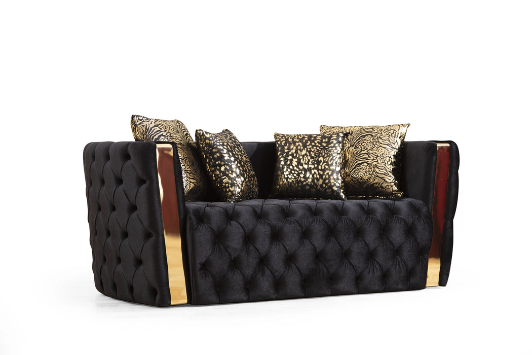 Naomi Loveseat