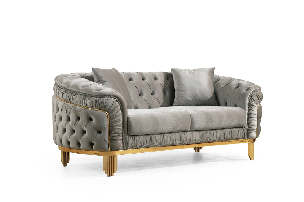 Vanessa Loveseat