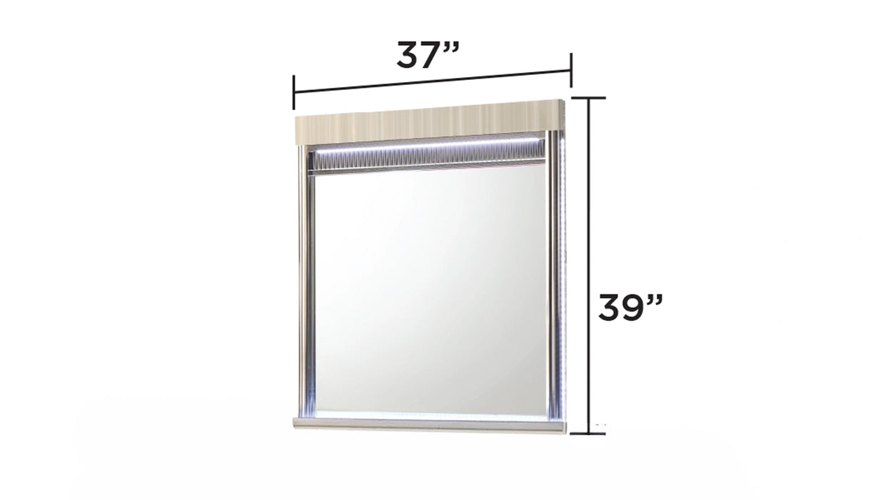Leonor Mirror