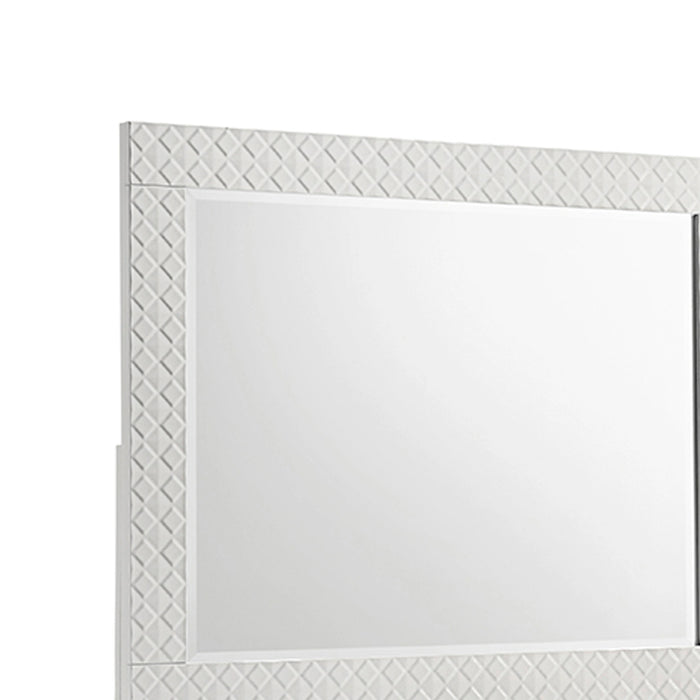 Blanca Mirror