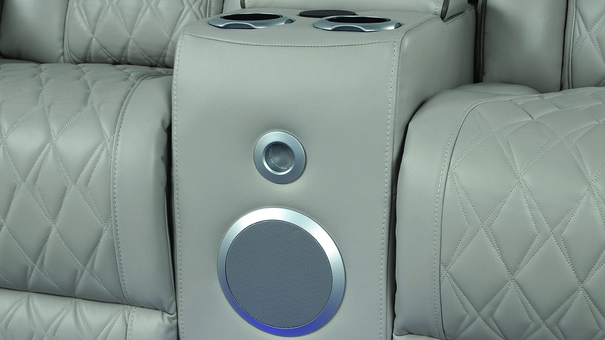 Fortuner Loveseat