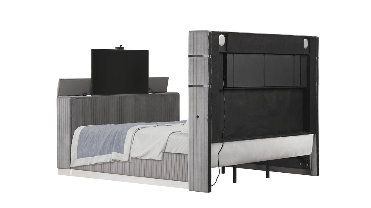 Lavish Bed