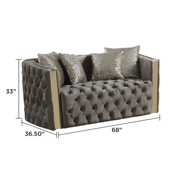 Naomi Loveseat