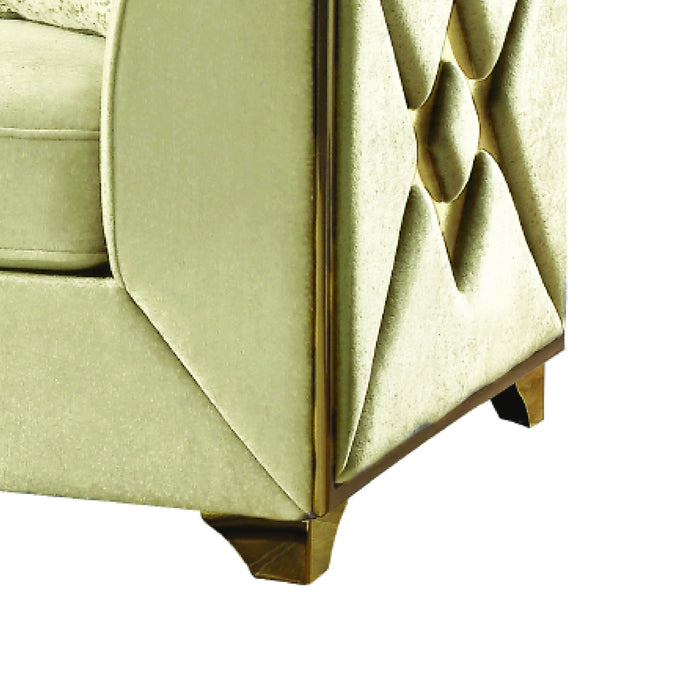 Velencia Loveseat