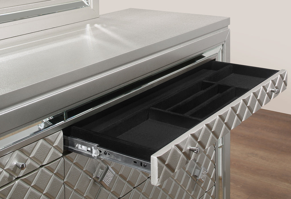 PARIS CHAMPAGNE KING BED GROUP WITH LED
