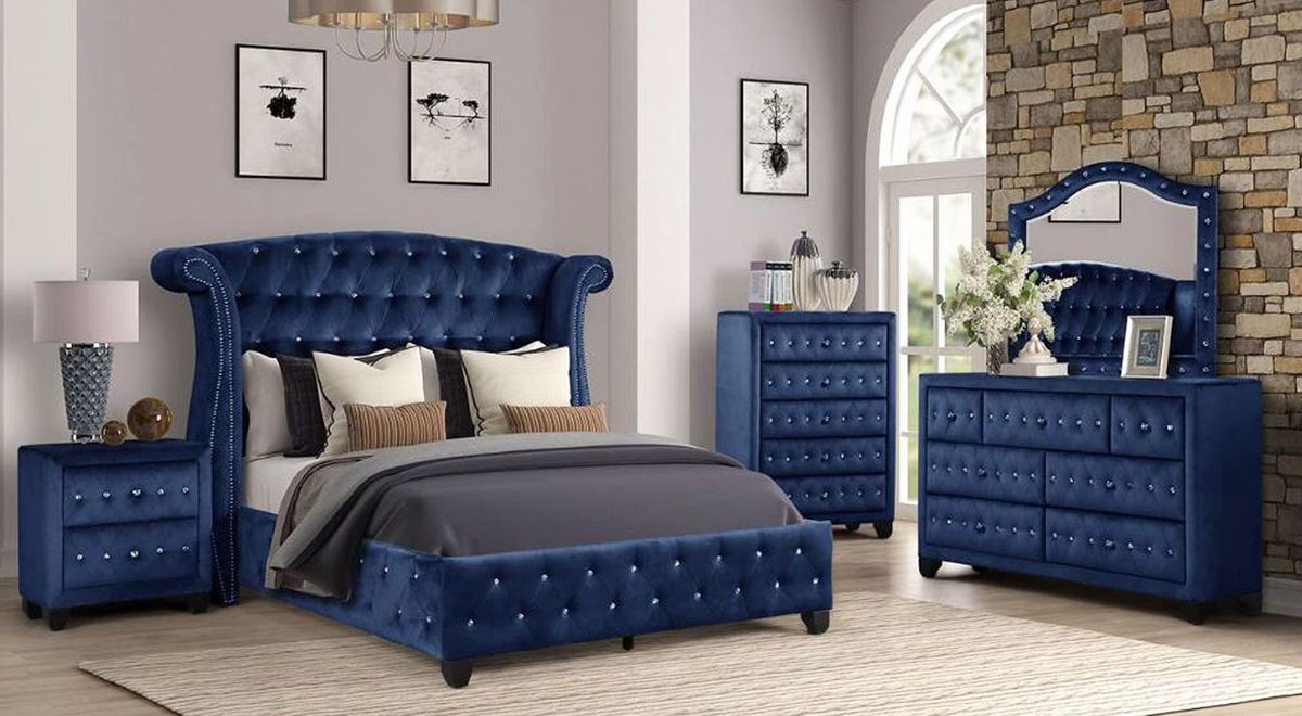 Galaxy Home Sophia Crystal Chest in Blue